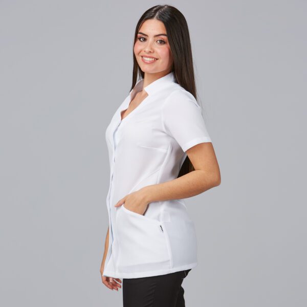 BLUSA MUJER ADELFA GARYS para peluquerías y centros de estética