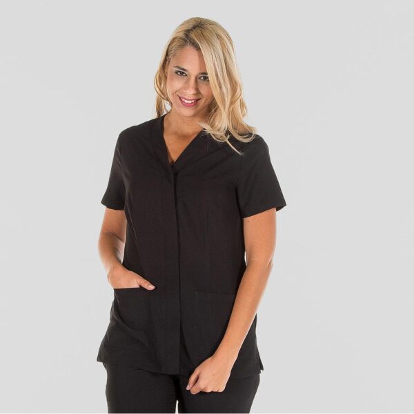 Blusa Mujer Sonia en microfibra 100% poliéster, manga corta y cuello pico para profesionales de la salud